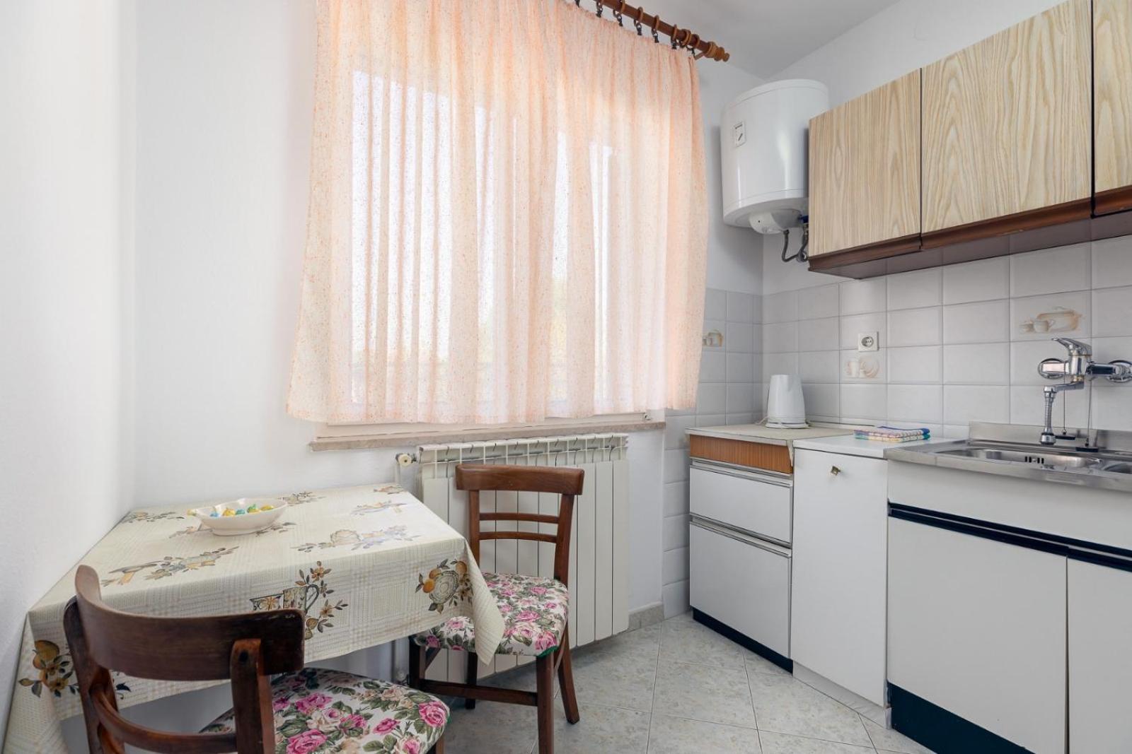 Ana Apartment โปเรช ภายนอก รูปภาพ