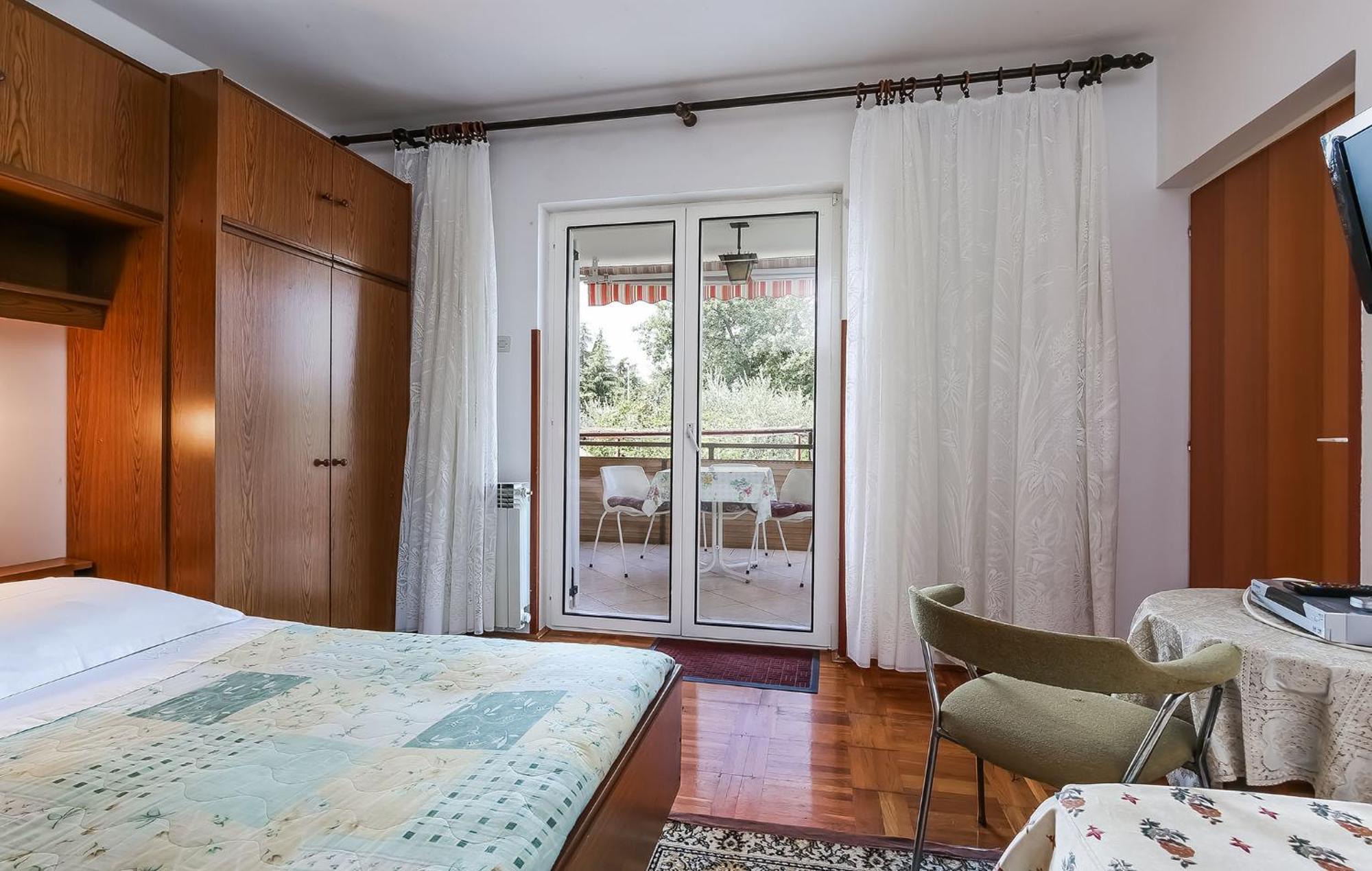Ana Apartment โปเรช ภายนอก รูปภาพ